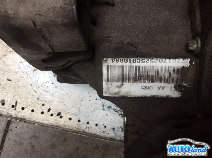 Cutie de viteza manuala RENAULT ESPACE III (JE0_) 1996-2002 Cod 8200022287 