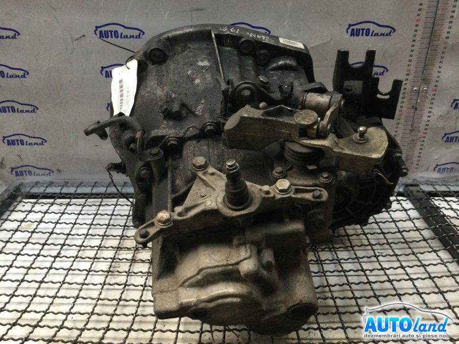 Cutie de viteza manuala RENAULT MEGANE II (BM0/1_,CM0/1_) 2002-2025 Cod 8200128325 