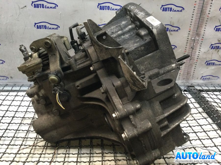 Cutie de viteza manuala RENAULT MEGANE II (BM0/1_,CM0/1_) 2002-2025 Cod 8200128325 