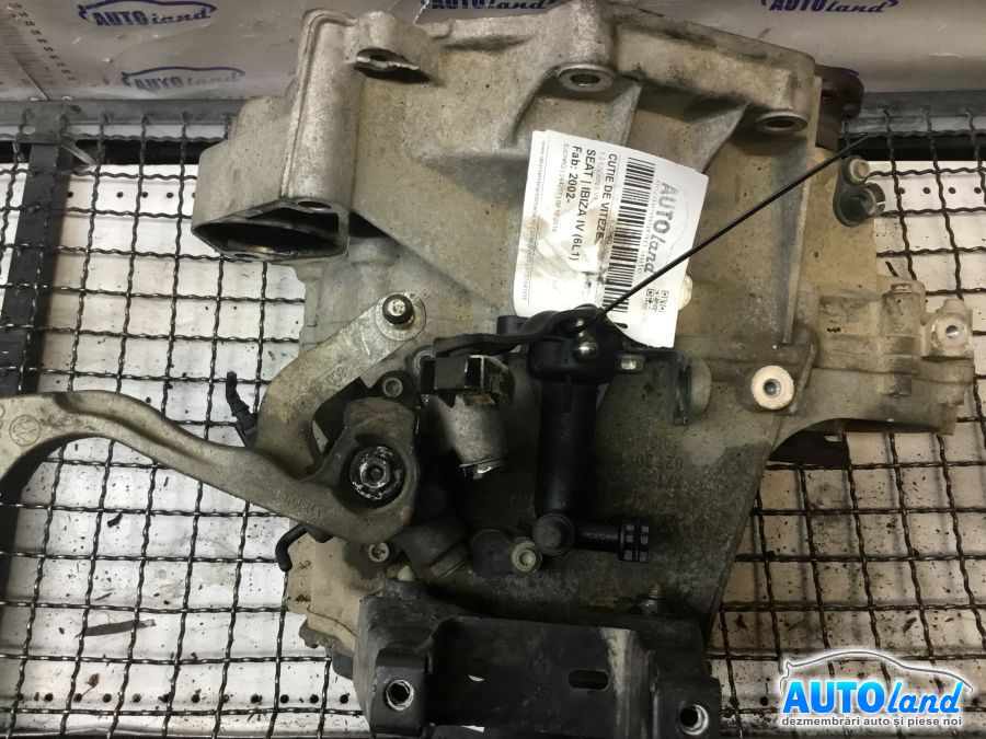 Cutie de viteza manuala SEAT IBIZA IV (6J5,6P1) 2008-2017 Cod 02T301103J 