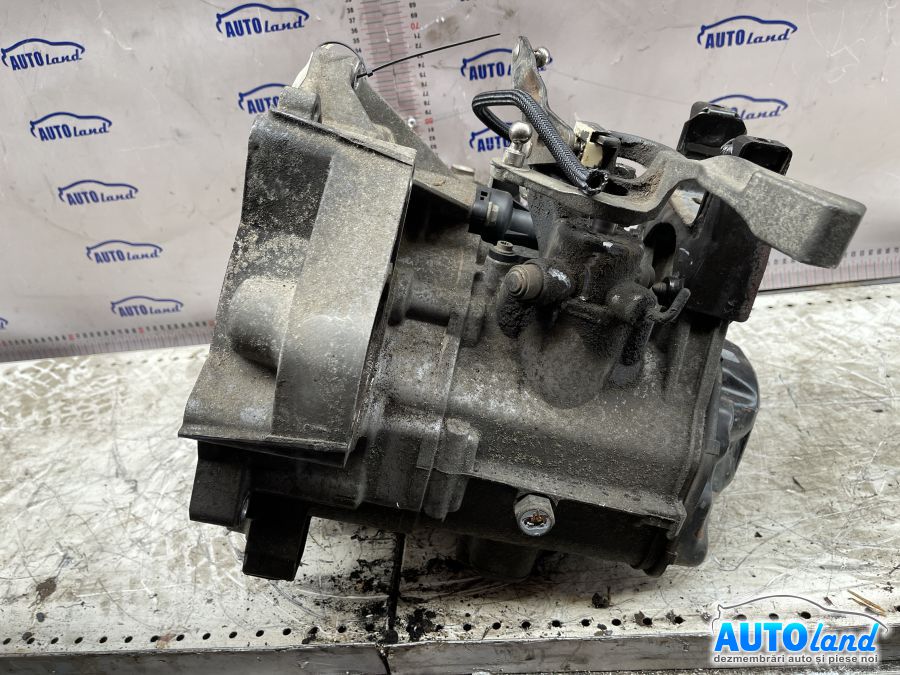 Cutie de viteza manuala SEAT IBIZA IV (6J5,6P1) 2008-2017 Cod 02T301103K 
