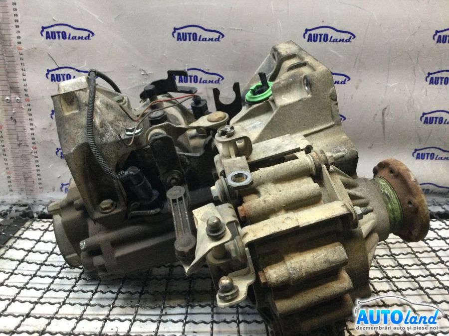 Cutie de Viteza Manuala VOLKSWAGEN GOLF IV (1J1) 1997-2005 Cod 02K301107K 