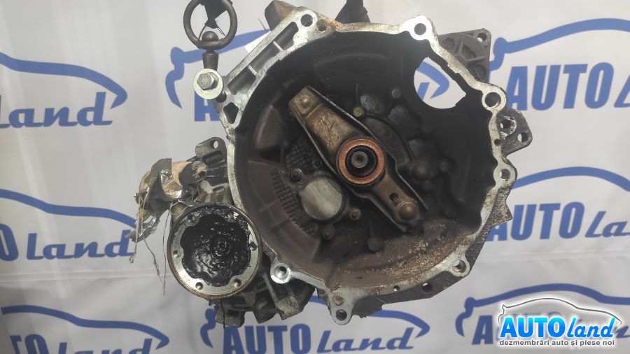 Cutie de viteza manuala VOLKSWAGEN GOLF IV (1J1) 1997-2005 Cod EGU 