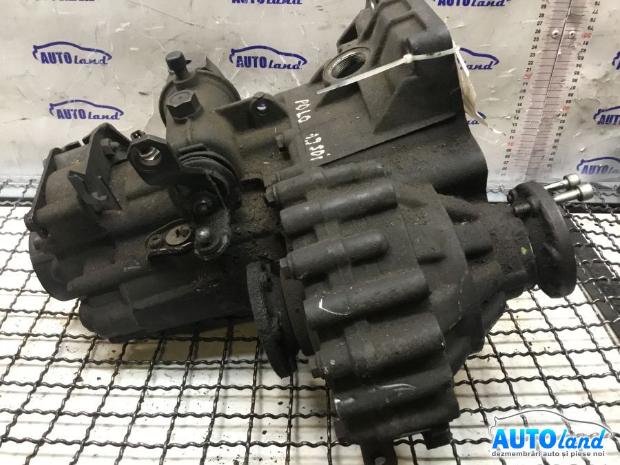 Cutie de viteza manuala VOLKSWAGEN POLO (6N1) 1994-1999 Cod 02K301107 