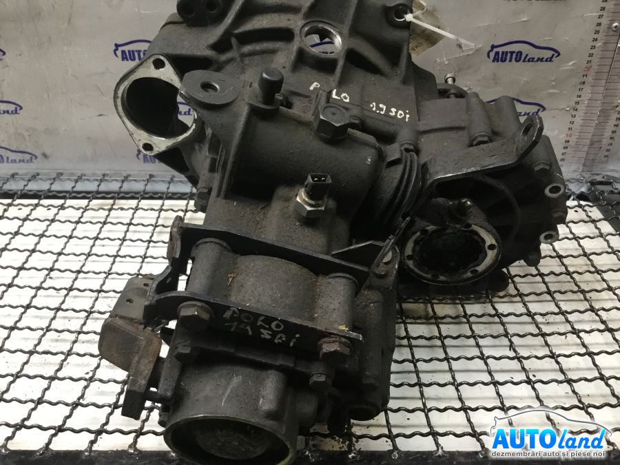 Cutie de viteza manuala VOLKSWAGEN POLO (6N1) 1994-1999 Cod 02K301107 