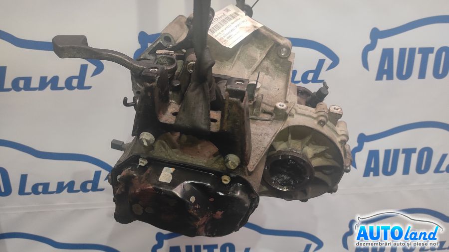 Cutie de Viteza Manuala VOLKSWAGEN POLO (9N_) 2001-2025 Cod 02T301103A 