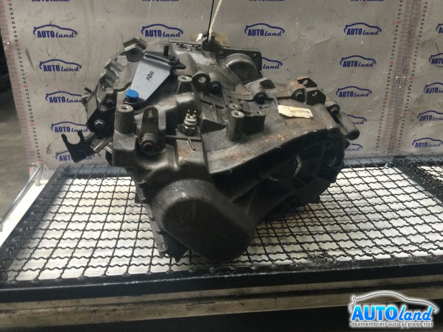 Cutie de viteza manuala VOLVO V40 combi (VW) 1995-2004 Cod 1023625 