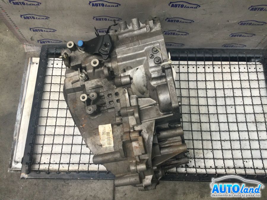 Cutie de viteza manuala VOLVO V40 combi (VW) 1995-2004 Cod 1023625 