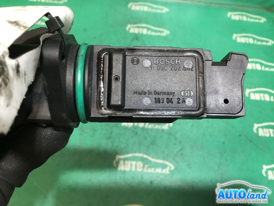 Debitmetru de Aer BMW 5 (E39) 1995-2003 Cod F00C2G2062 