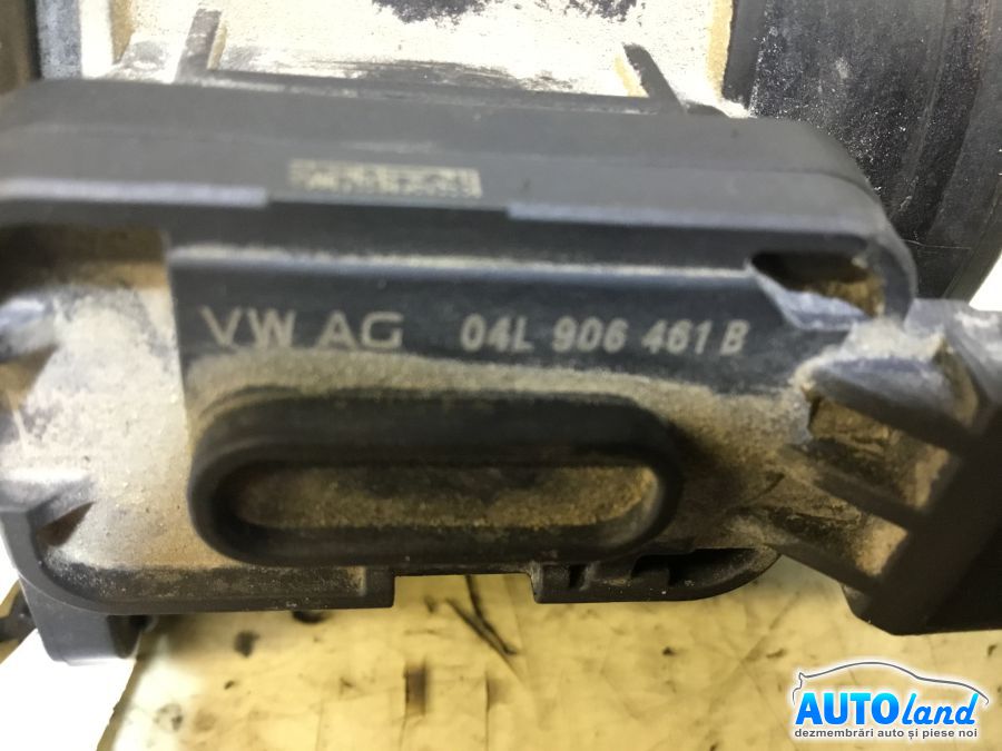 Debitmetru de Aer VOLKSWAGEN Golf VII Variant 2012-2017 Cod 04L906461B 