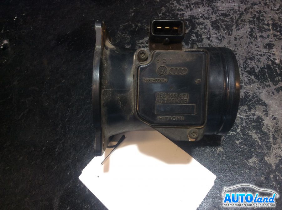 Debitmetru de Aer VOLKSWAGEN PASSAT Variant (3B5) 1997-2000 Cod 058188471 