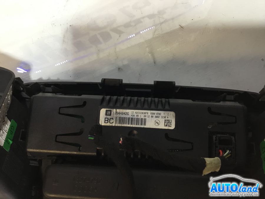 Display OPEL INSIGNIA 2008-2025