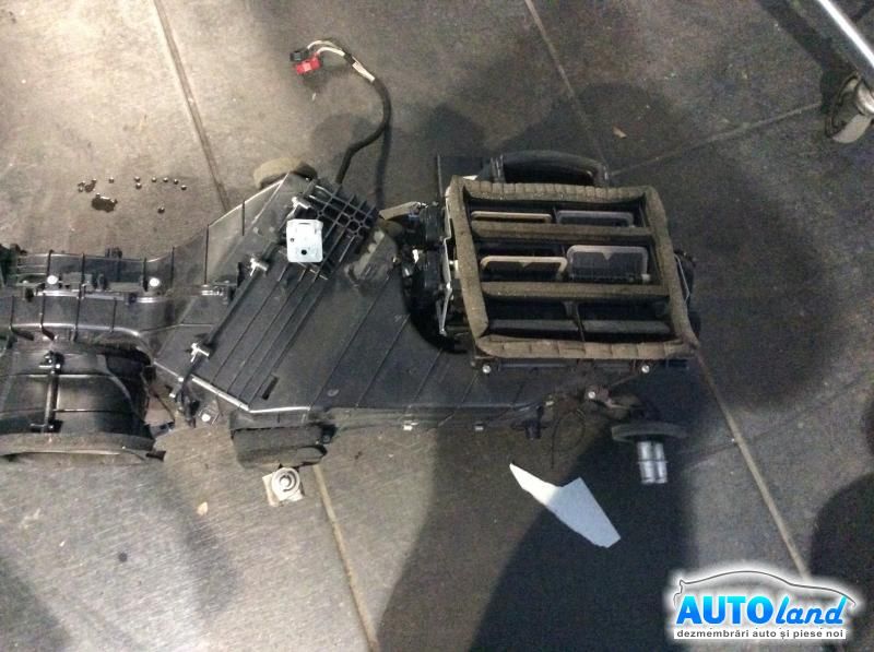 Diverse AUDI Q7 (4L) 2006-2025 Cod 4L1820003L 