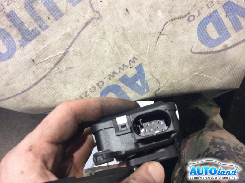 Diverse OPEL ZAFIRA (F75_) 1999-2005 Cod 0132301134 