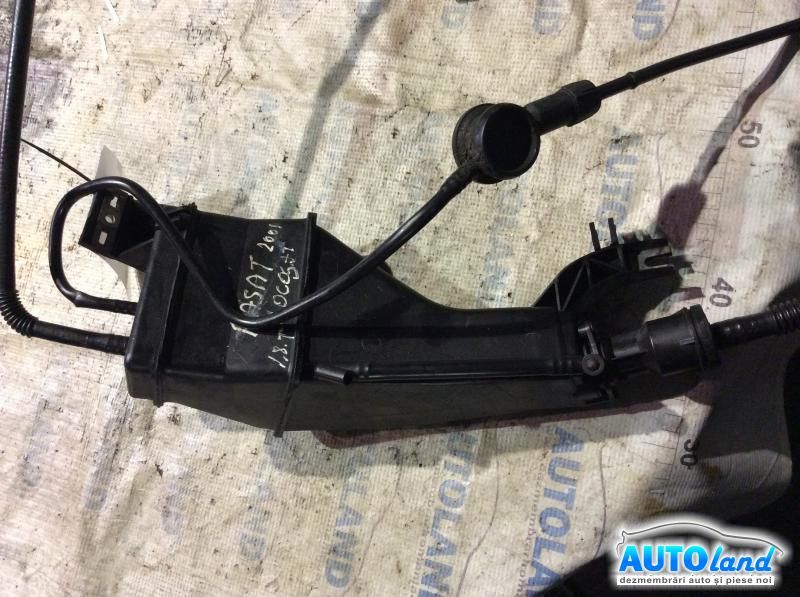 Diverse VOLKSWAGEN PASSAT (3B3) 2000-2005 Cod 3B0201803C 