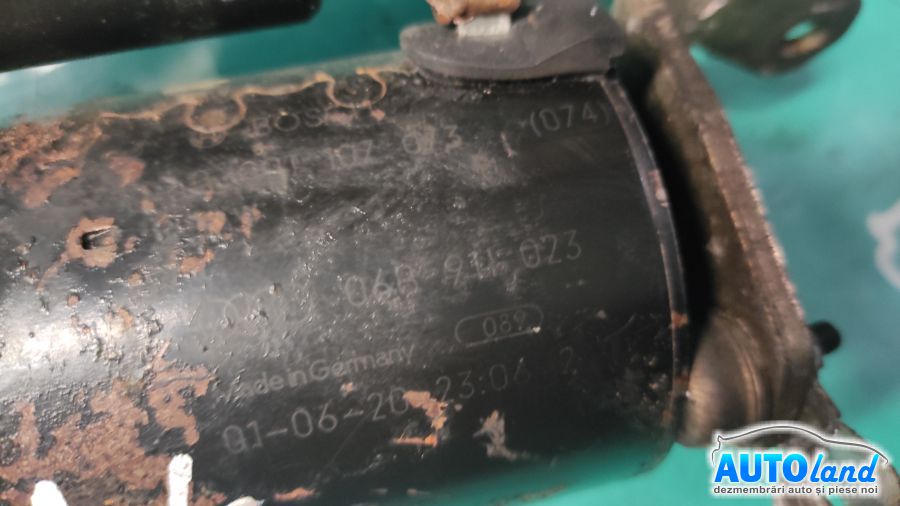 Electromotor AUDI A4 (8E2,B6) 2000-2004 Cod 06B911023 
