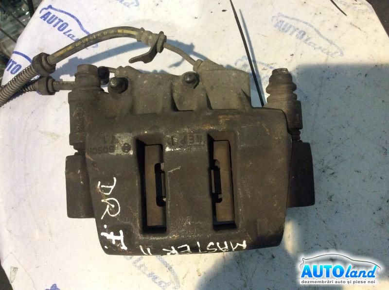 Etrier fata Dreapta RENAULT MASTER II bus (JD/ND) 1998-2025