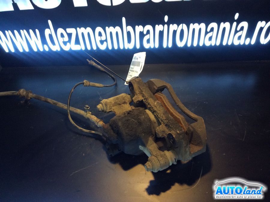 Etrier fata Stanga MERCEDES-BENZ VITO bus (638) 1996-2003