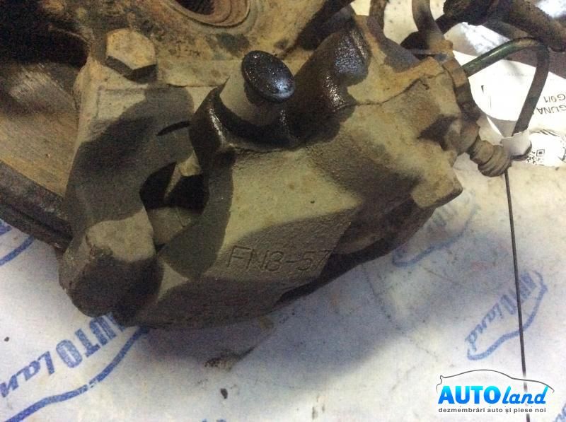 Etrier fata Stanga RENAULT LAGUNA II Grandtour (KG0/1_) 2001-2025