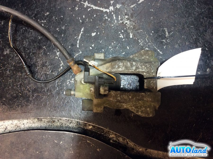 Etrier spate Stanga BMW 5 (E60) 2003-2025