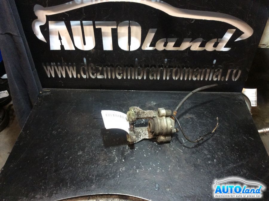 Etrier spate Stanga BMW 5 (E60) 2003-2025