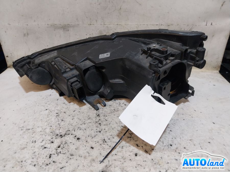 Far Dreapta AUDI A1 (8X1) 2010-2026 Cod 8X0941004A 