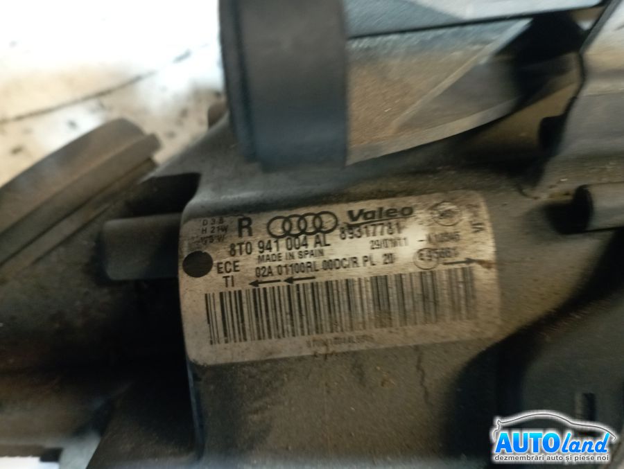 Far Dreapta AUDI A5 2007-2026 Cod 8T0941004AL 