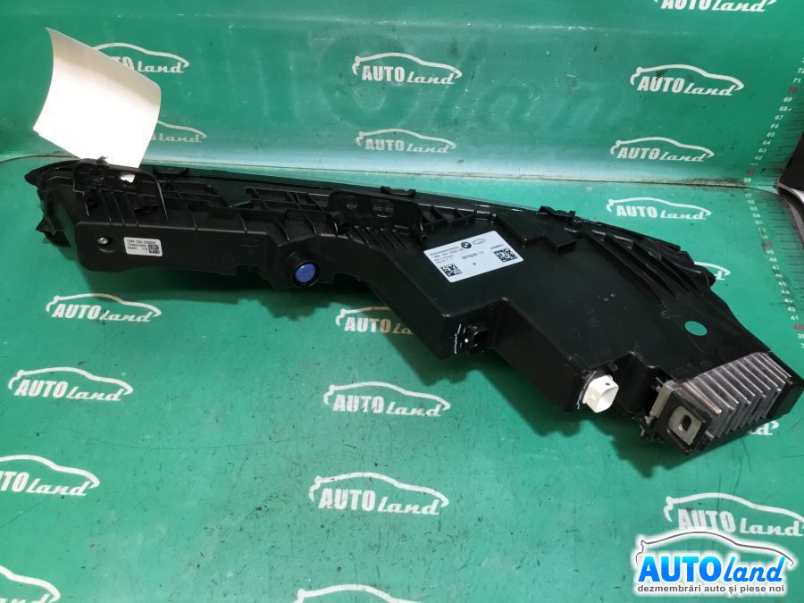 Far Dreapta BMW 7 Series (G70) 2022-2026 Cod 63115A5F5C4 