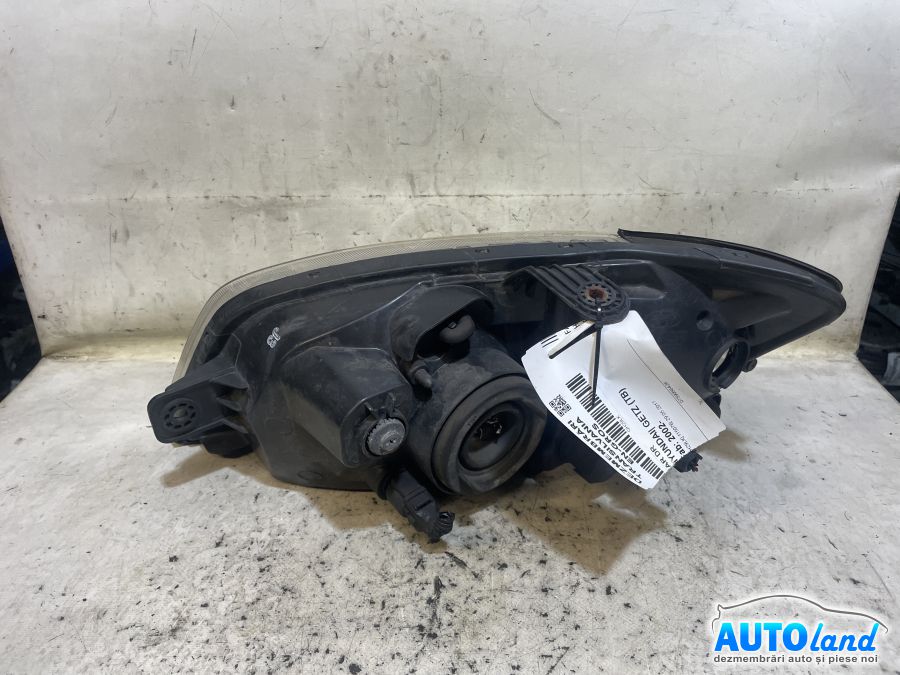 Far Dreapta HYUNDAI GETZ (TB) 2002-2026 Cod 921021CXXX 