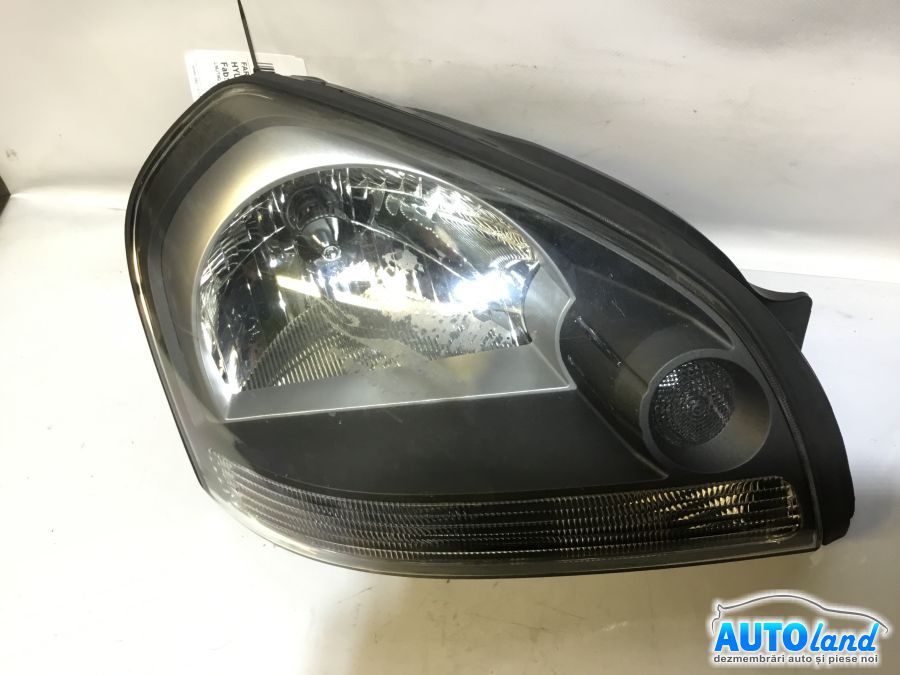 Far Dreapta HYUNDAI TUCSON (JM) 2004-2025 Cod 921022EXXX 