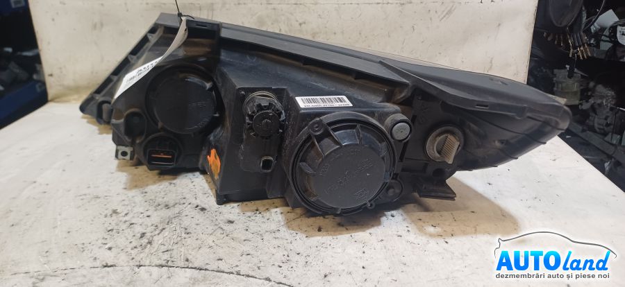 Far Dreapta KIA SORENTO (XM) 2009-2026 Cod 921022P040 