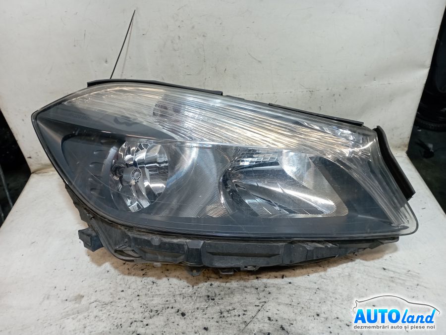 Far Dreapta MERCEDES-BENZ A-class (W176) 2012-2015 Cod A1768200461 