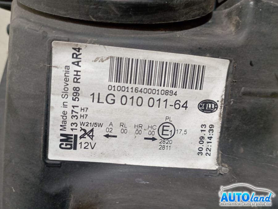 Far Dreapta OPEL ASTRA J hatchback 2009-2025 Cod 13371598 