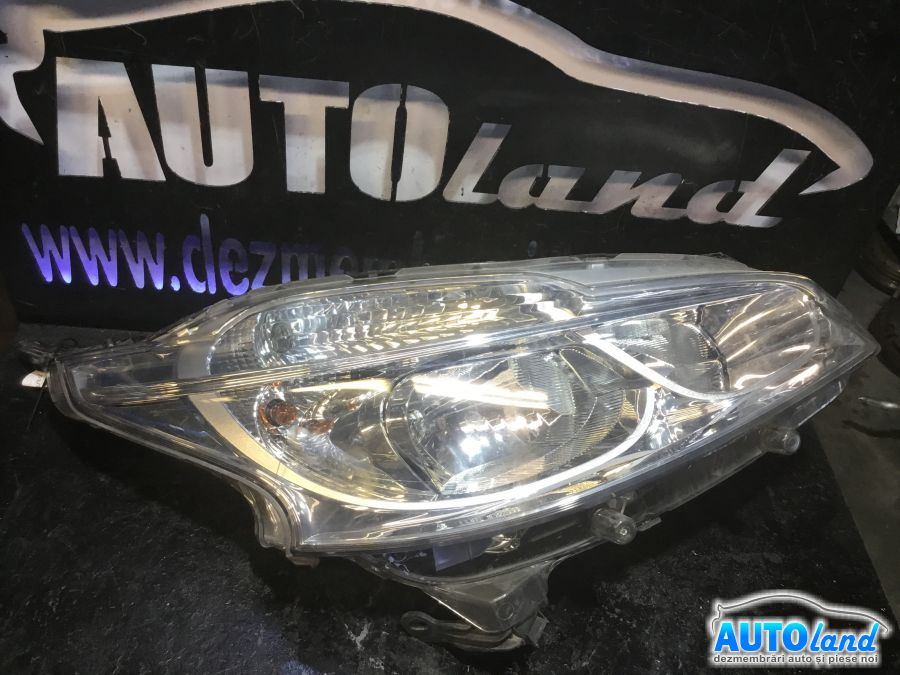 Far Dreapta PEUGEOT 208 2012-2025 Cod 98022212 