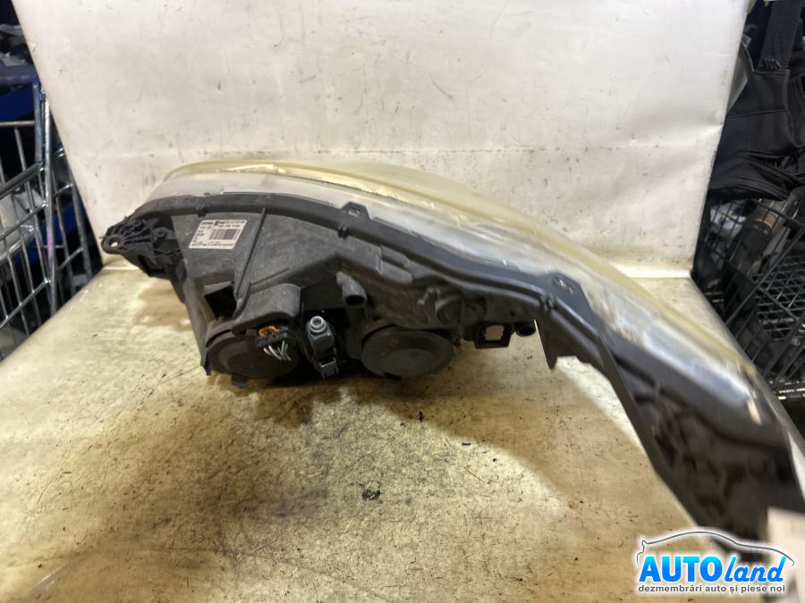 Far Dreapta PEUGEOT 208 2012-2026 Cod 9802221380 