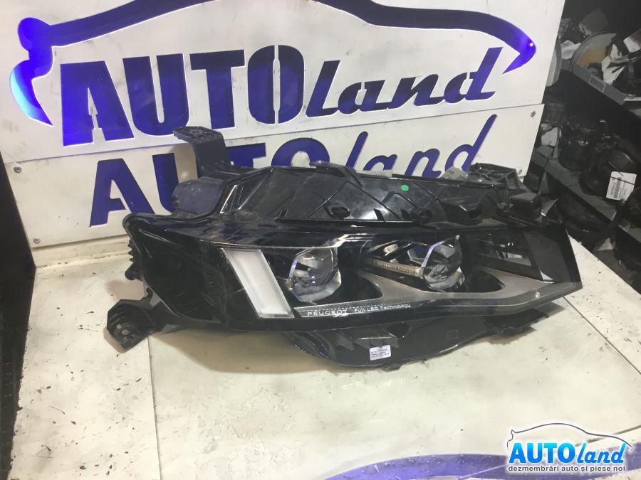 Far Dreapta PEUGEOT 508 2010-2025 Cod 9823144480 