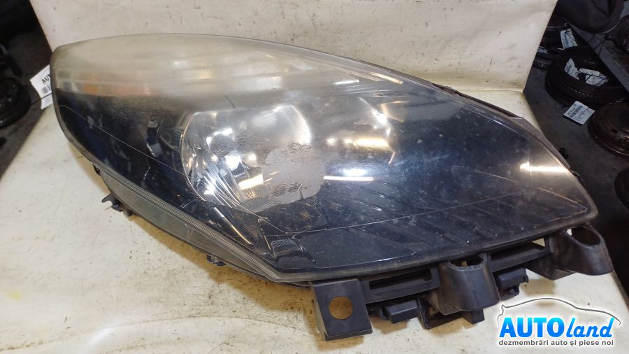 Far Dreapta RENAULT SCENIC III (JZ0/1_) 2009-2025 Cod 260100024R 