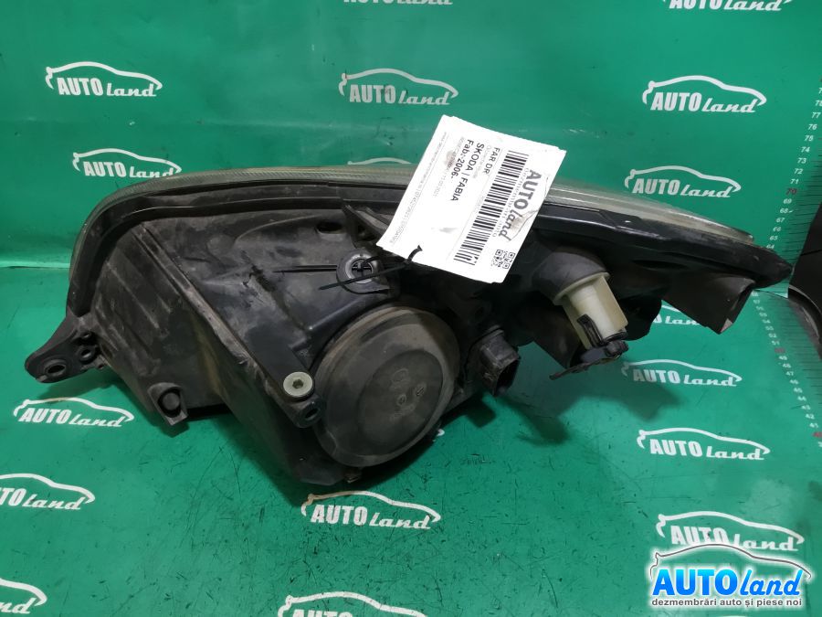 Far Dreapta SKODA FABIA 2006-2025