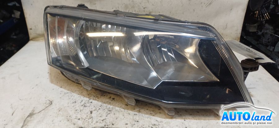 Far Dreapta SKODA OCTAVIA (5E3) 2012-2026 Cod 5E2941015 