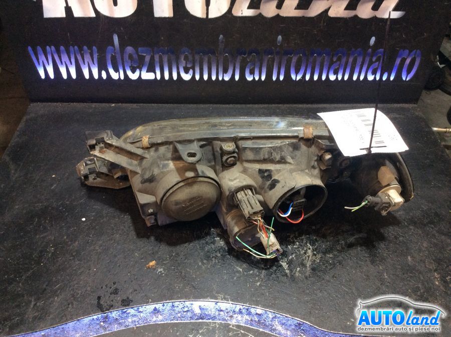 Far Dreapta TOYOTA AVENSIS (_T22_) 1997-2003