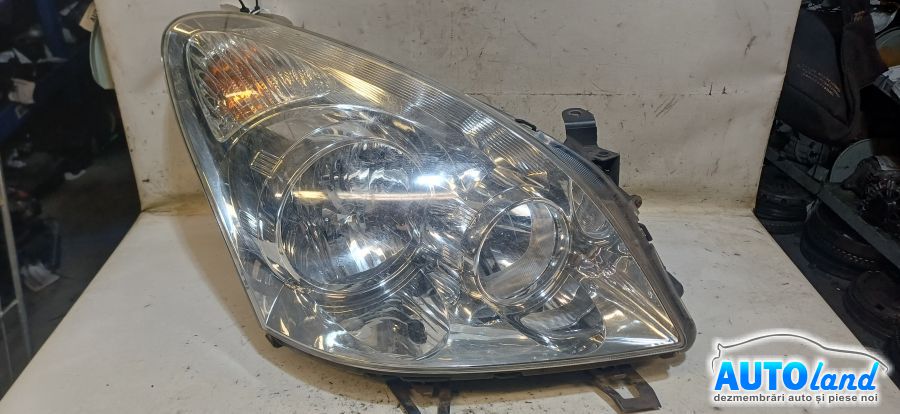 Far Dreapta TOYOTA COROLLA Verso (_E12J_) 2001-2004 Cod P7107R 