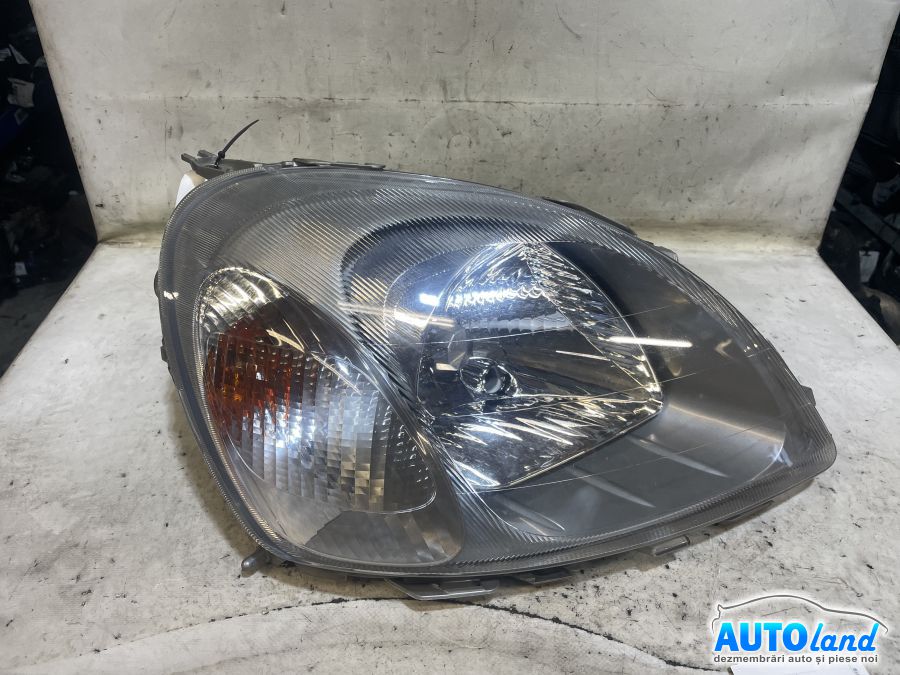 Far Dreapta TOYOTA YARIS (_P1_) 1999-2026 Cod 89006035 