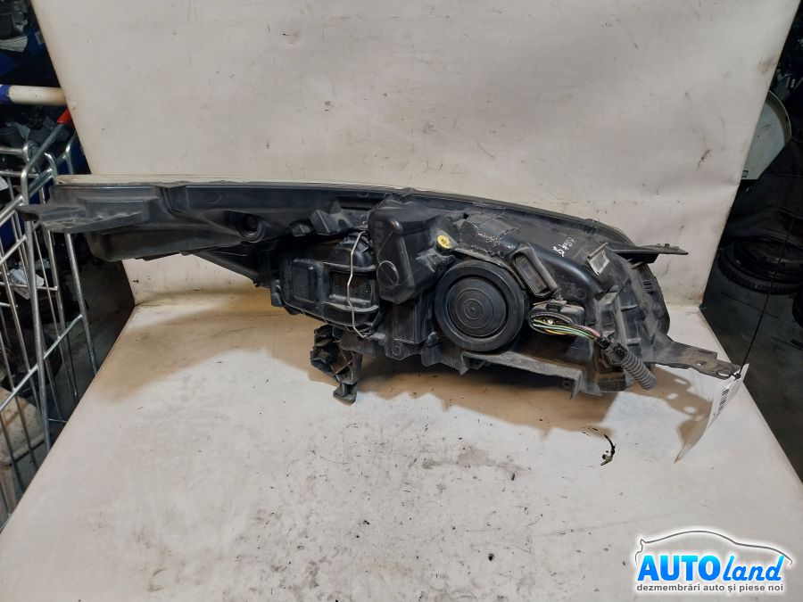 Far Stanga FORD KUGA II 2012-2014 Cod CV4413W030BE 