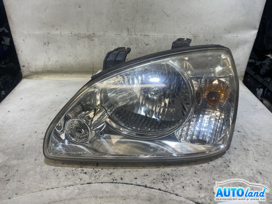 Far Stanga KIA CARENS II (FJ) 2002-2026 Cod 2FA51020L 
