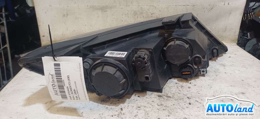 Far Stanga KIA SORENTO (XM) 2009-2026 Cod 921012PXXX 