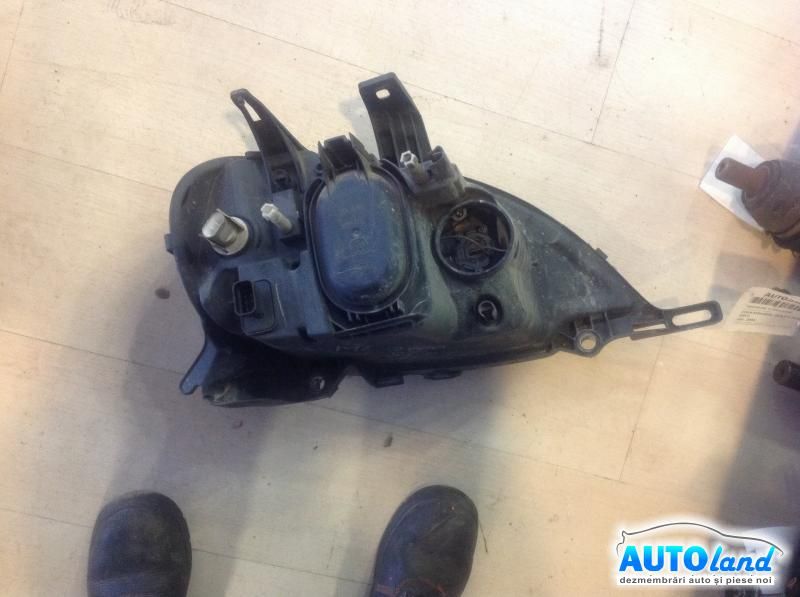 Far Stanga MERCEDES-BENZ M-CLASS (W163) 1998-2005