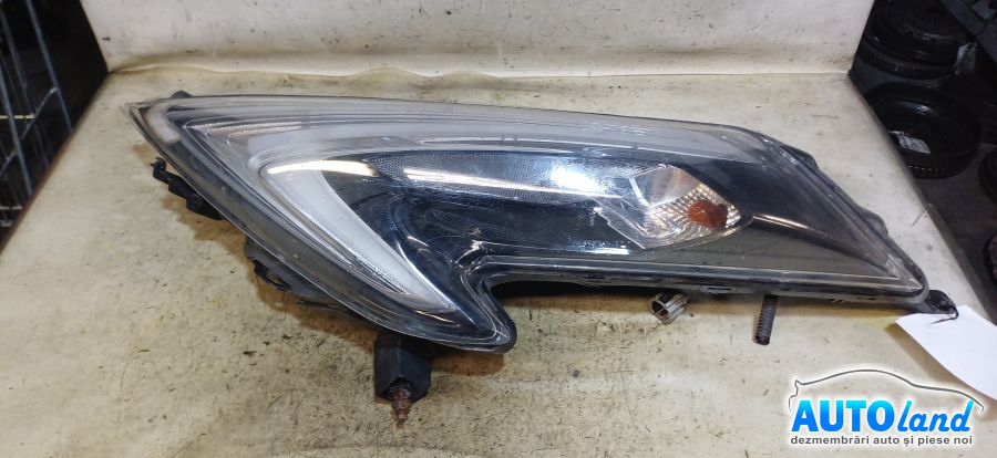 Far Stanga NISSAN JUKE 2010-2026 Cod 26125BV80A 