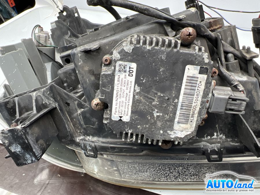 Far Stanga NISSAN X-TRAIL (T30) 2001-2025