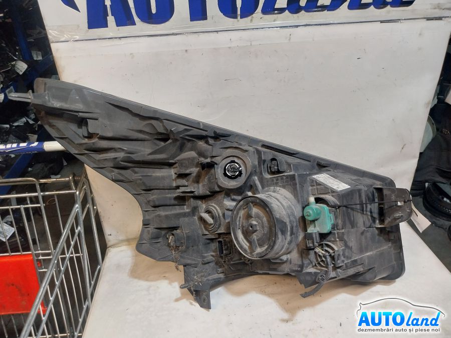 Far Stanga OPEL VIVARO B 2014-2018 Cod 260603220R 