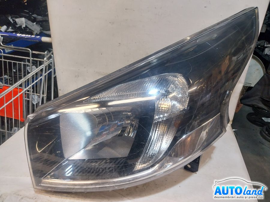 Far Stanga OPEL VIVARO B 2014-2018 Cod 260603220R 